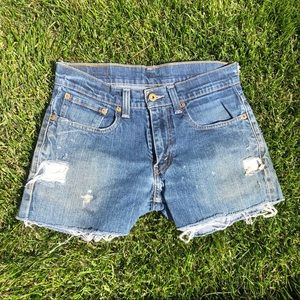 Levi’s denim shorts